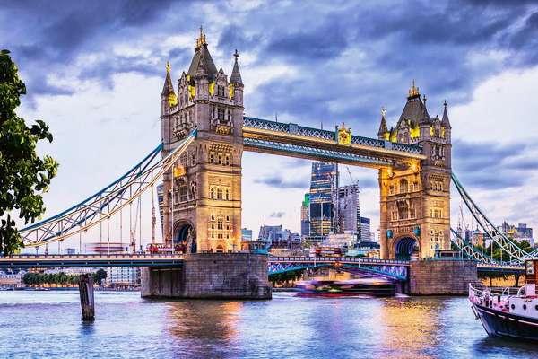 " London, Tower Bridge "